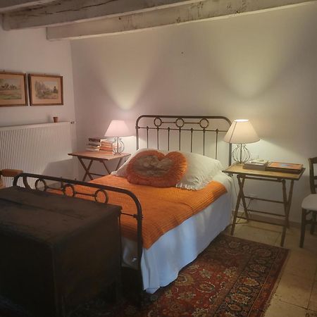 Chambre De Charme Les Quatre-Routes-du-Lot Extérieur photo